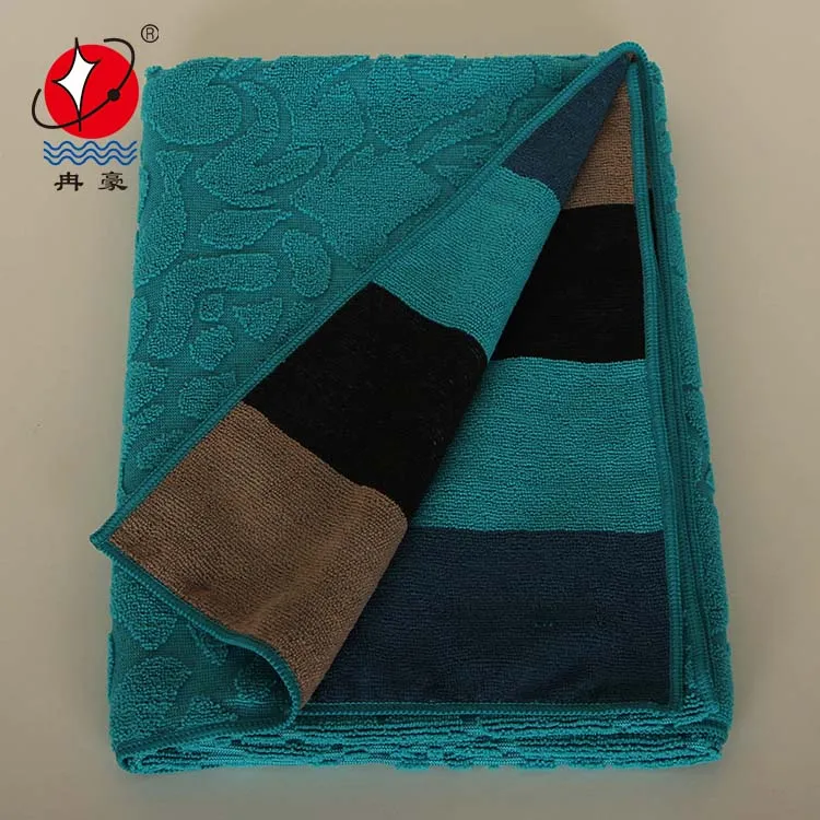 Microfiber yarn dyed towel