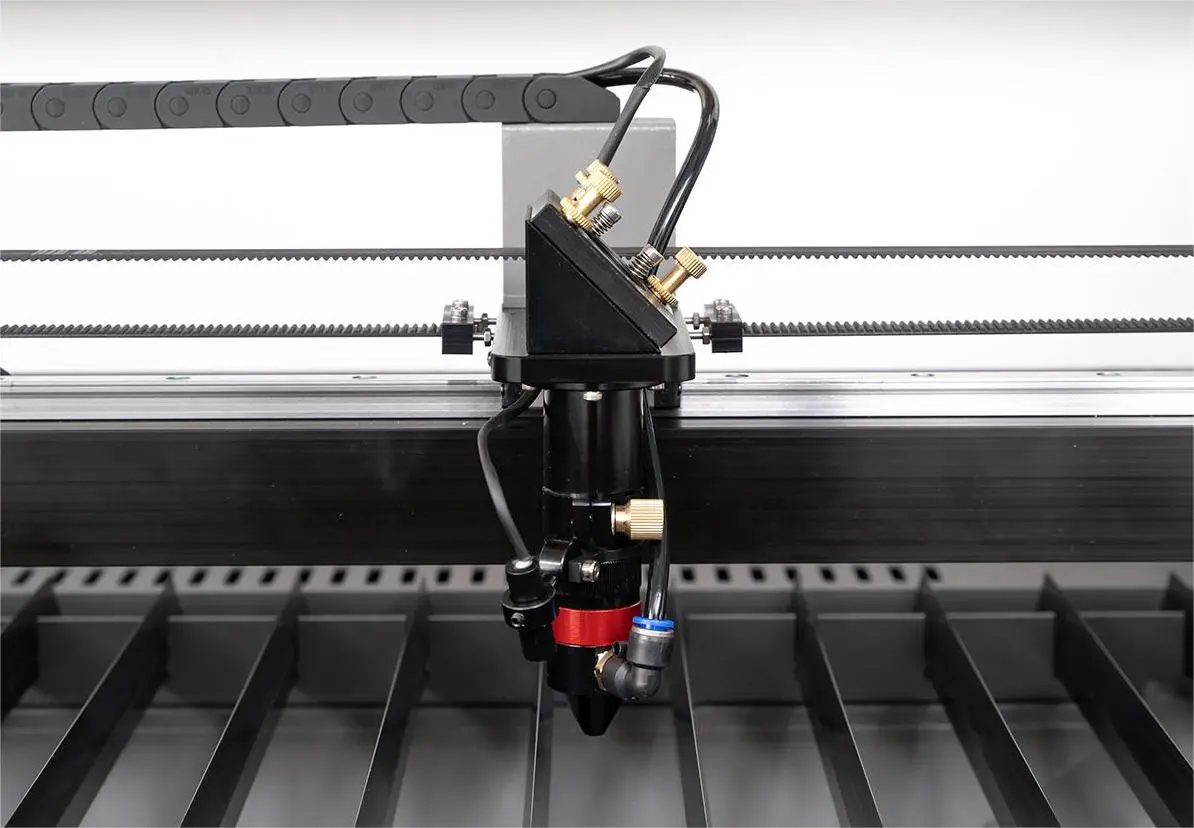 CO2 laser engraving cutting machine