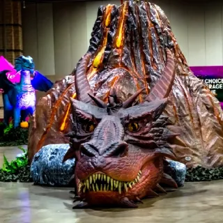 Animatronic dragons head with volcano model