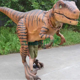 Realistic Moving Dinosaur Costume Velociraptor