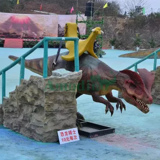 Animatronic Dilophosaurus Ride for Park
