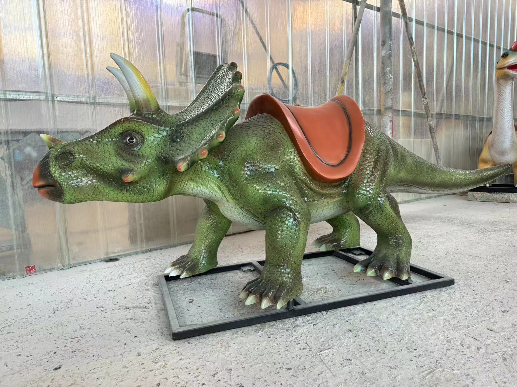 Customized dinosaur fiberglass products add fun and attraction to the park