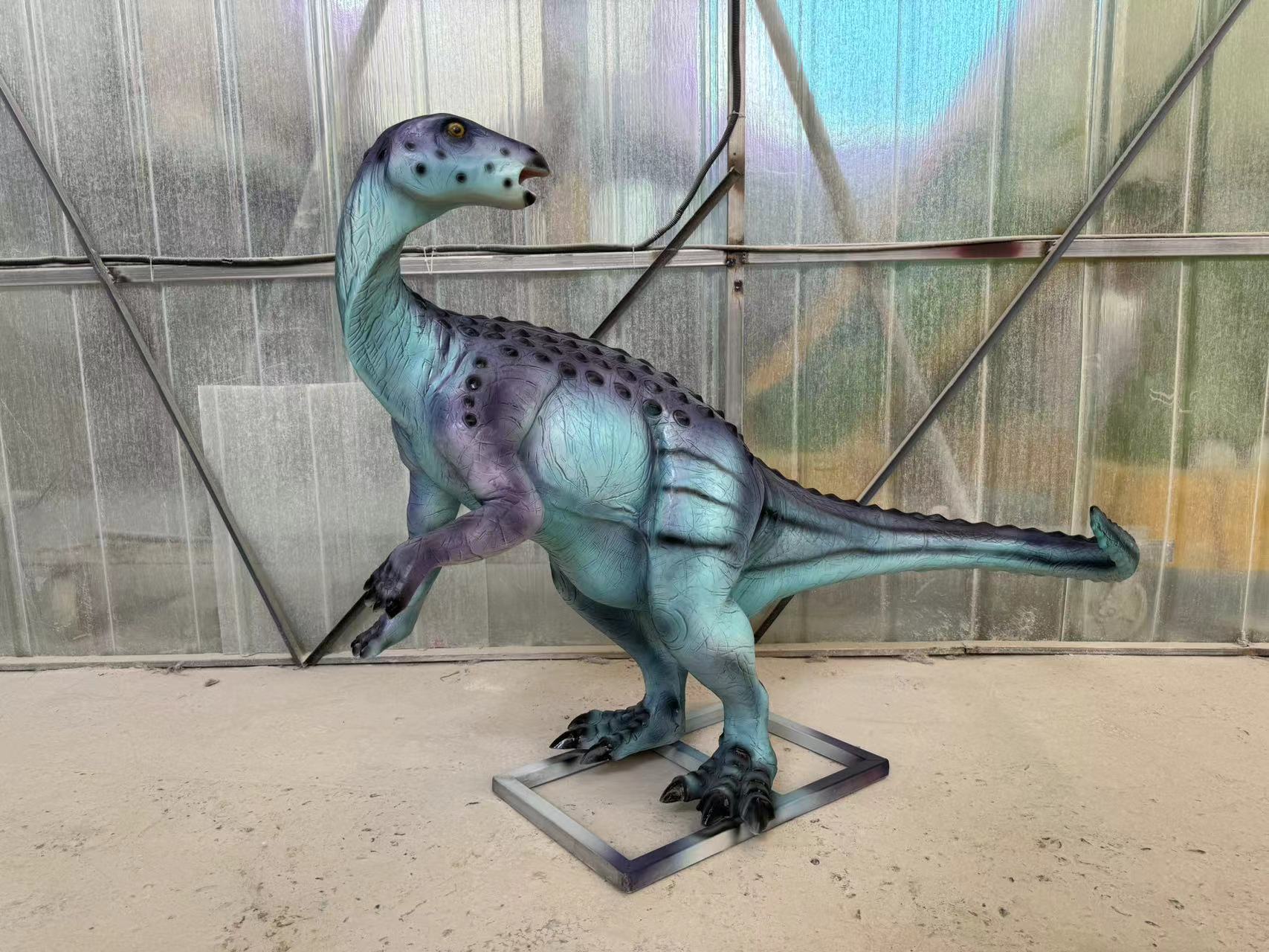 Customized dinosaur fiberglass products add fun and attraction to the park