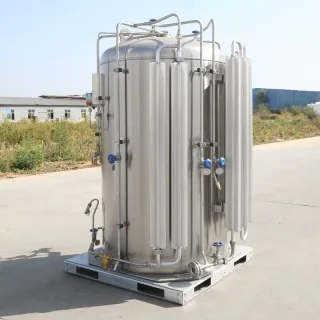Stainless steel micro bulk storage tank