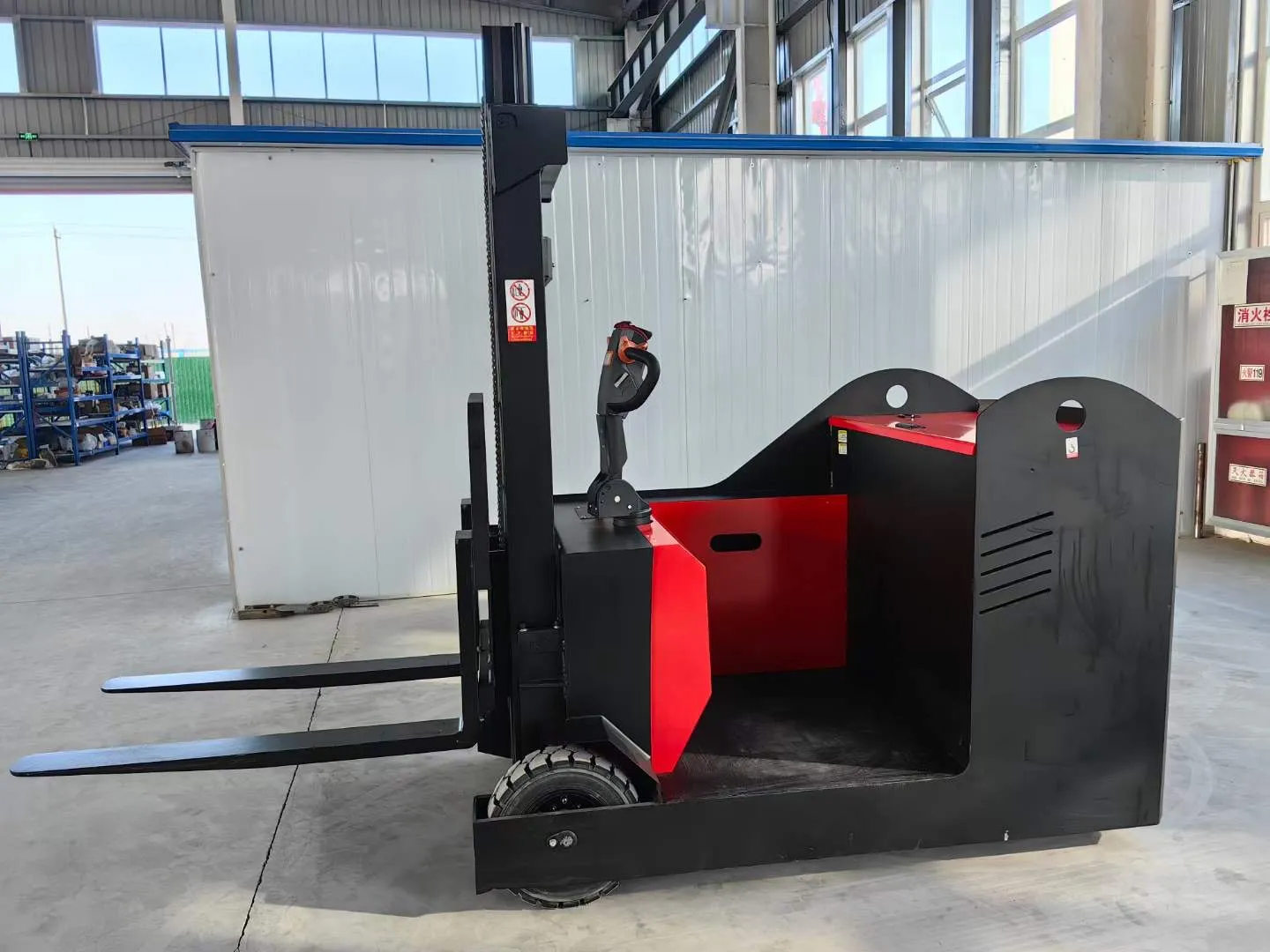 Electric Forklift