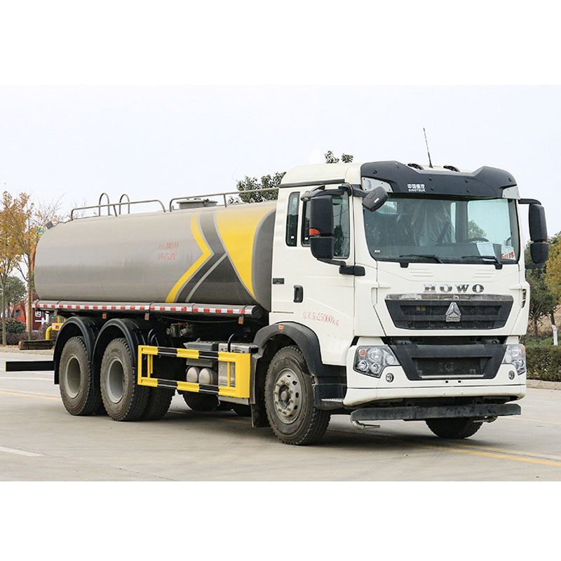 Sinotruk Howo 20m3 water tanker vehicle