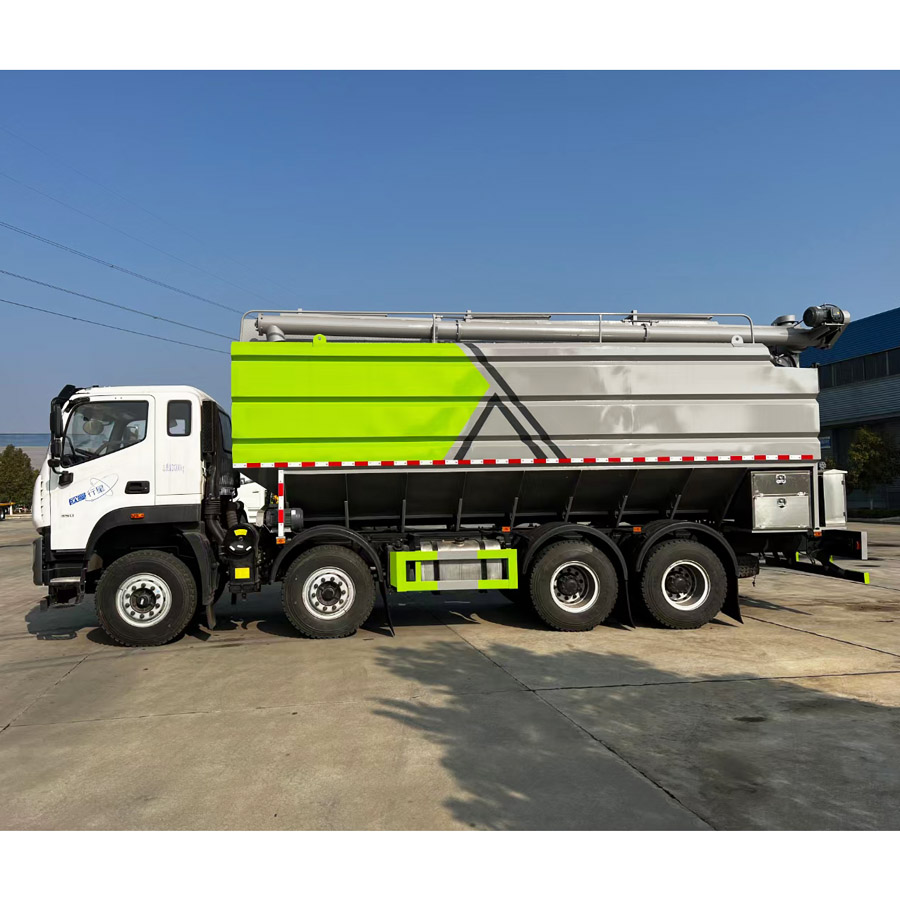 Foton 8x4 Bulk Feed Truck