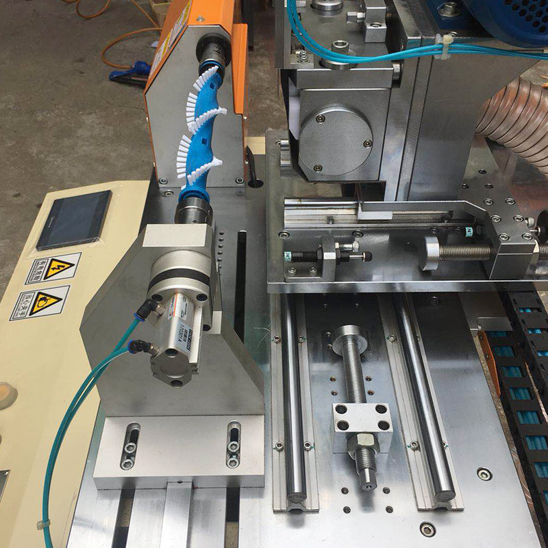 Automatic Trimming Roller Brush Machine