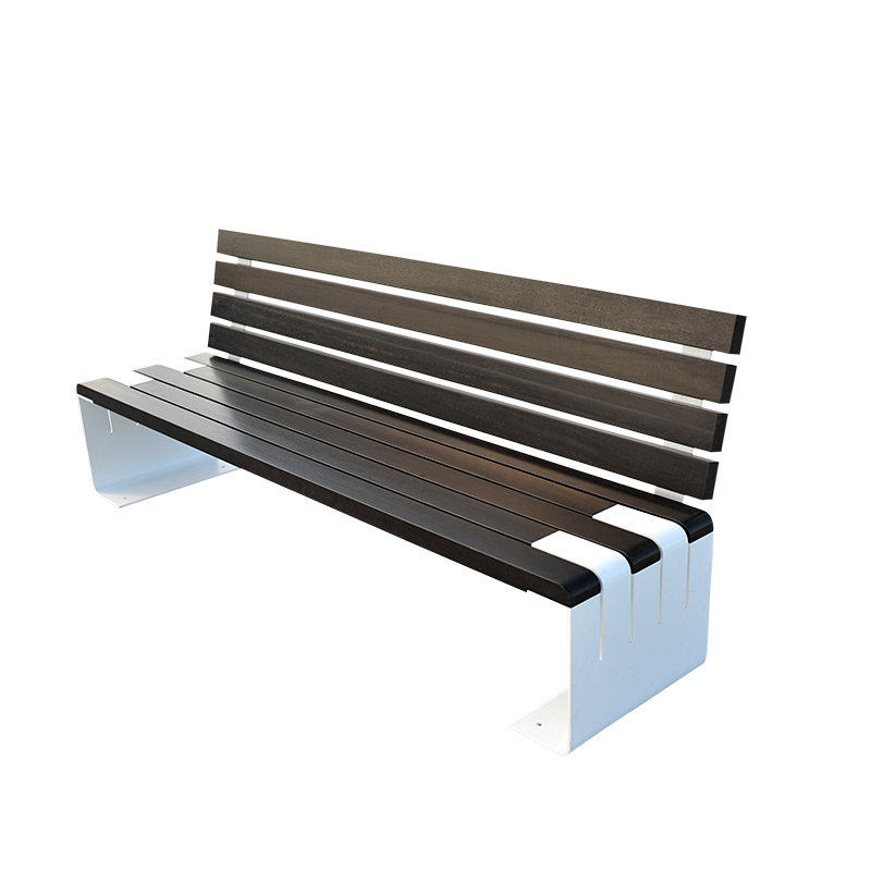 Tips for Choosing Outdoor Benches