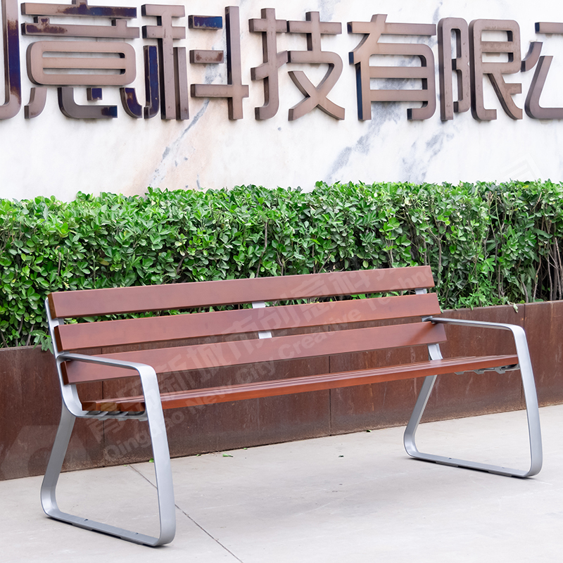 YH Cast Aluminum Park Chair