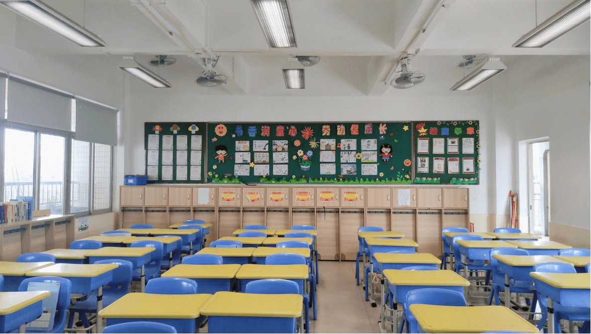 Using technology to give children a forest oxygen bar classroom