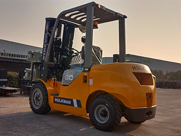 Old Sri Lankan Client Ordered HULKMAN Paper Roll Clamp Forklift Again