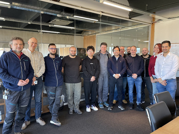 HULKMAN Collaborates with The Bulgarian Project Client's Technical Team to Complete AGV Project on Time