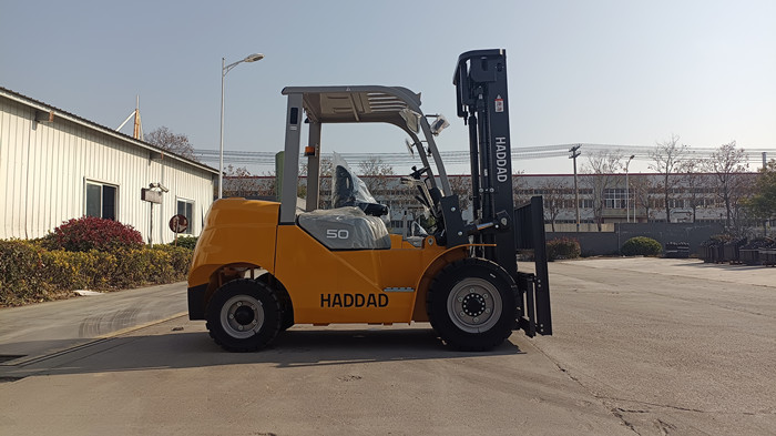 HULKMAN Delivers 3Units 5-Ton Forklifts to Israel, Enhancing Working Efficiency