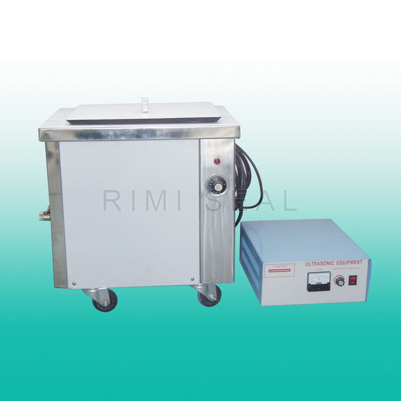 Ultrasonic cleaning machine