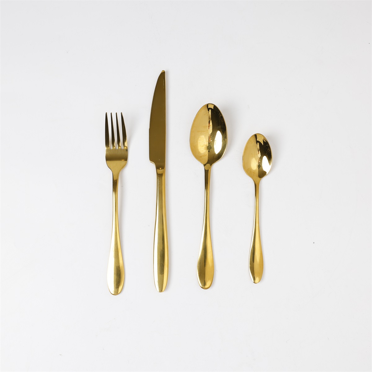 High-Gloss Polished Gold Cultery 24 Pieces