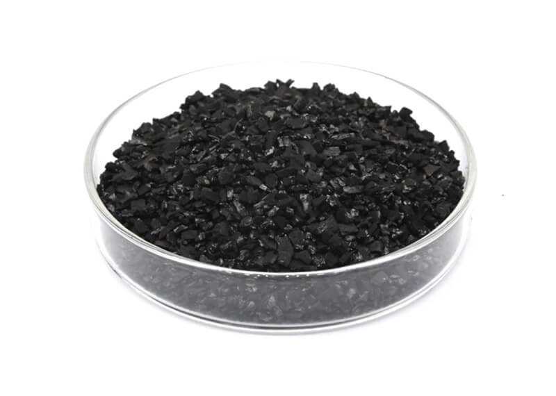 Activated carbon for MDEA solution