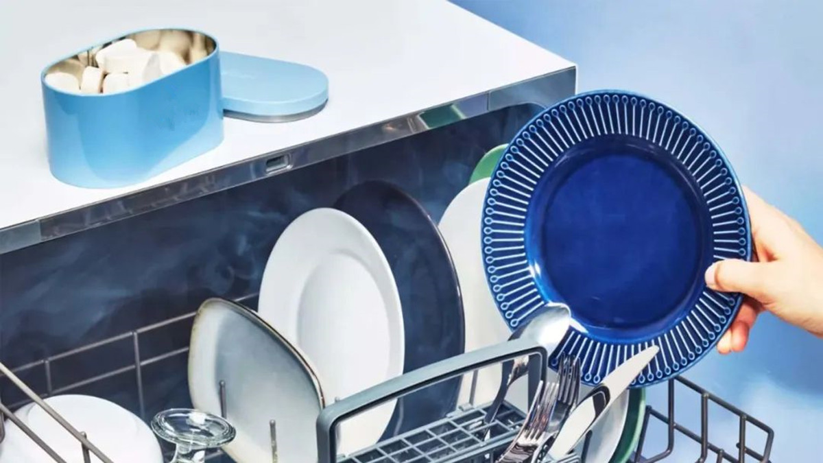 How a Built-in Distributor High Temperature Dishwashing Machine Works?