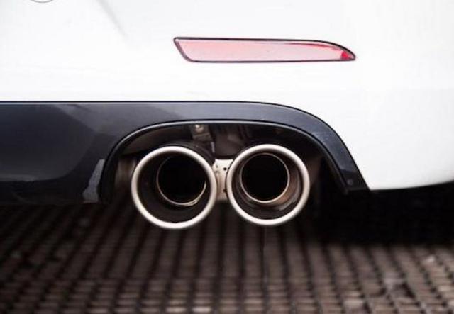 The exhaust pipe leakage is a good performance of the engine. Is it more good?