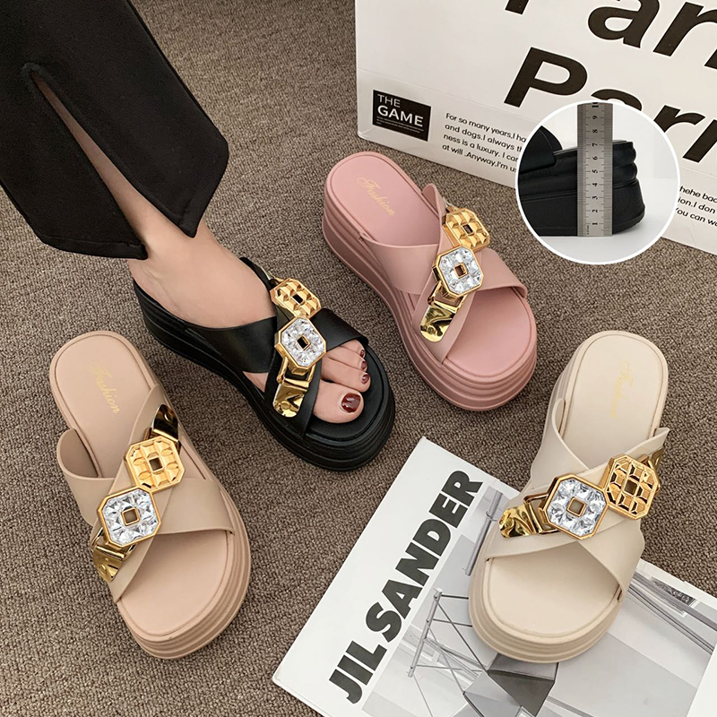 luxury slippers womens