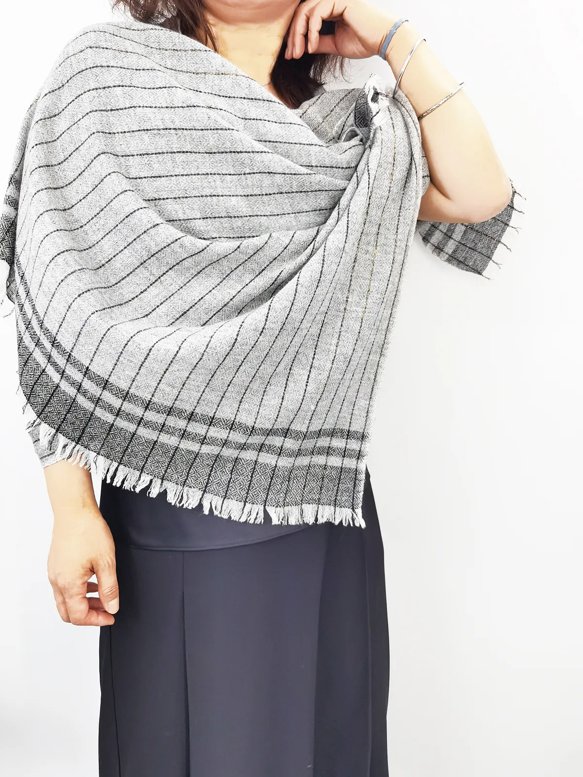 Diamond stripe shawl