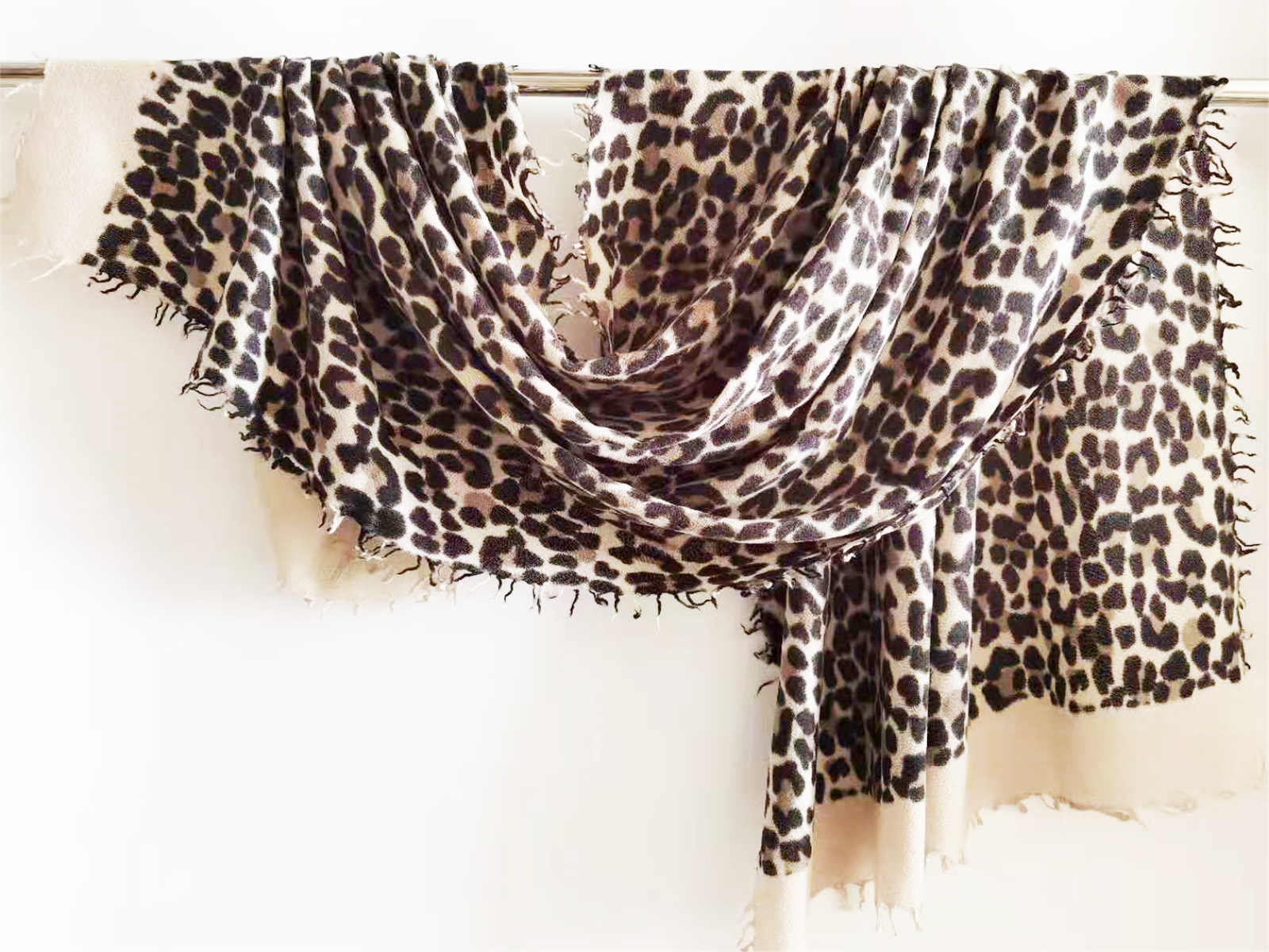 shawl leopard print