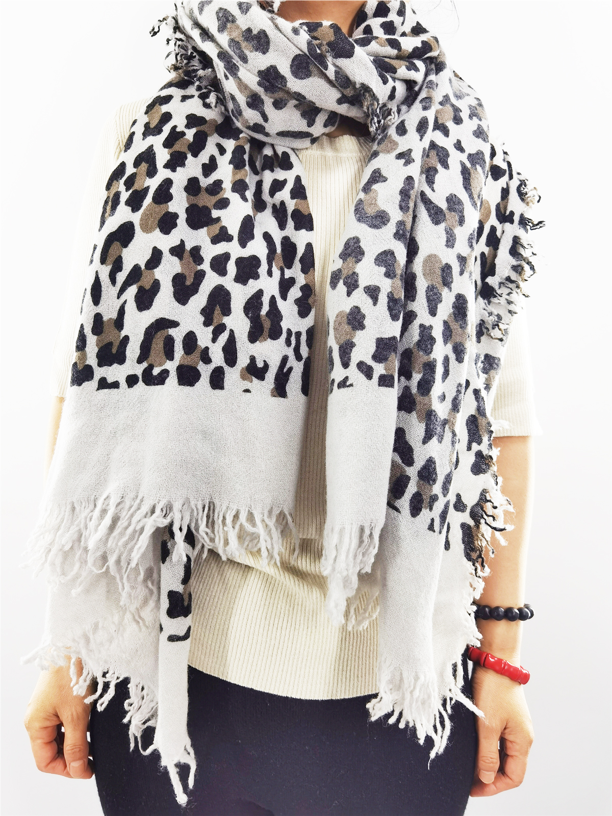 shawl leopard print