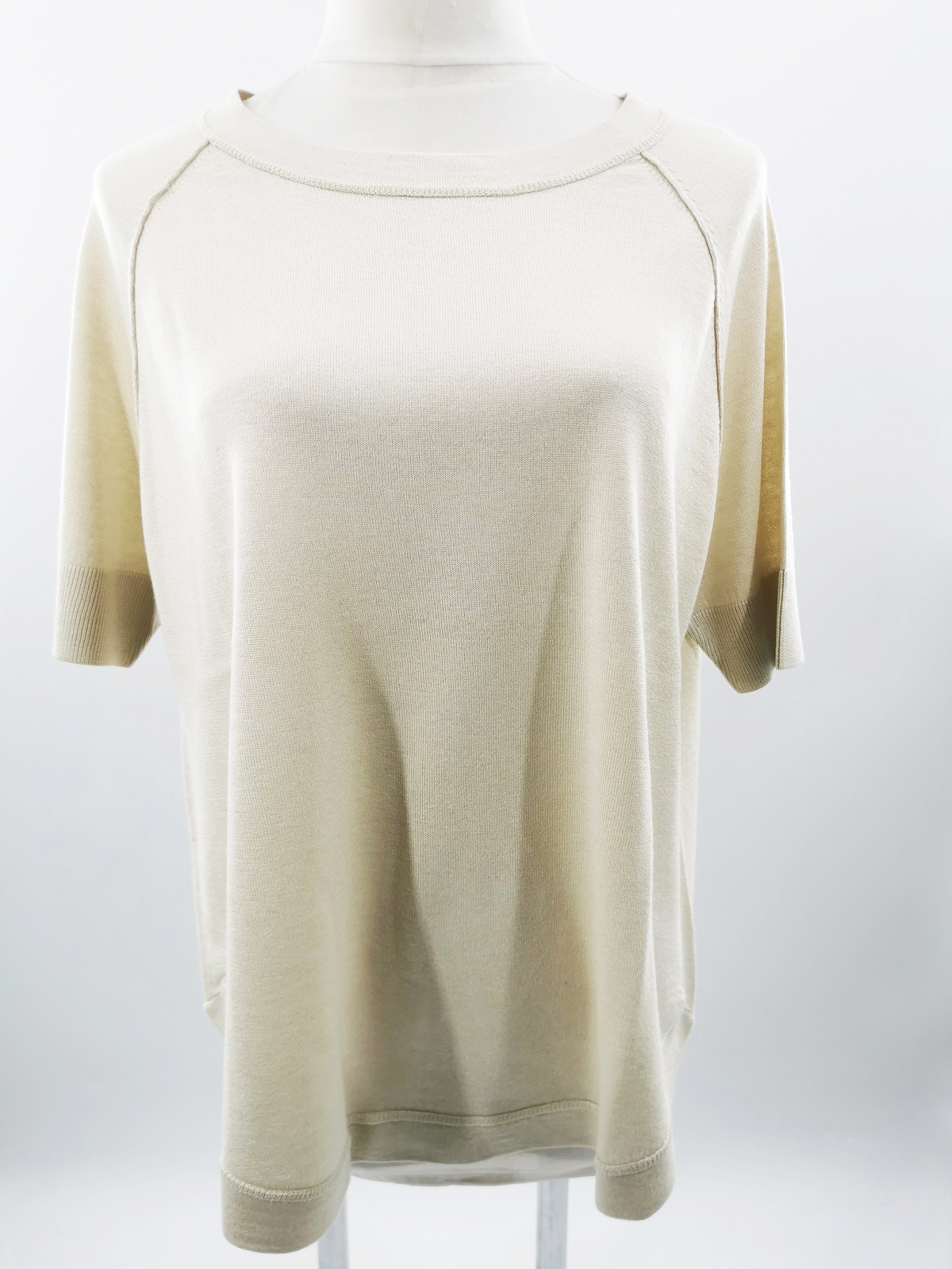 Lady's round neck Tshirt