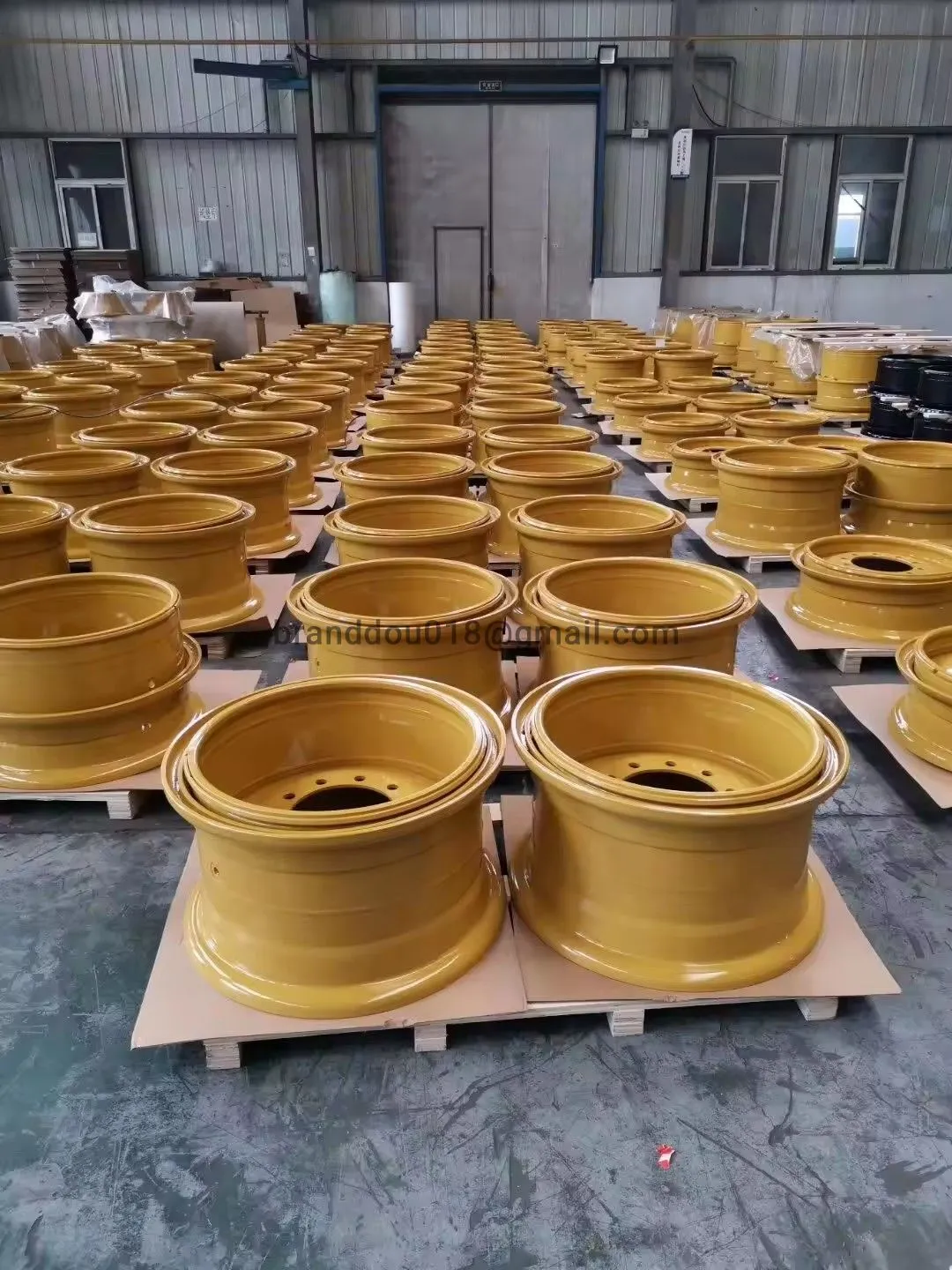 Off-road engineering backhoe loader equipments OTR steel wheel rims