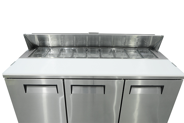562L 3 Solid Door Sandwich And Salad Prep Refrigerator 562L 3 Solid Door Sandwich And Salad Prep Refrigerator