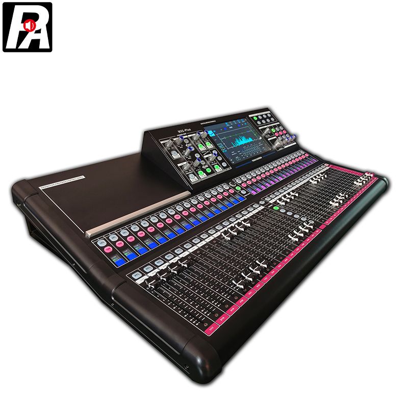 MD32 PLUS Digital Mixer Console