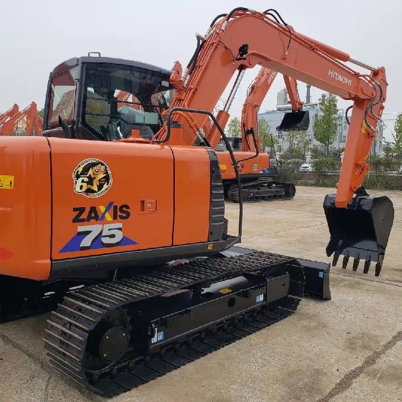 Second Hand Zx75-6A Mini Hitachi Crawler Excavator for Sale