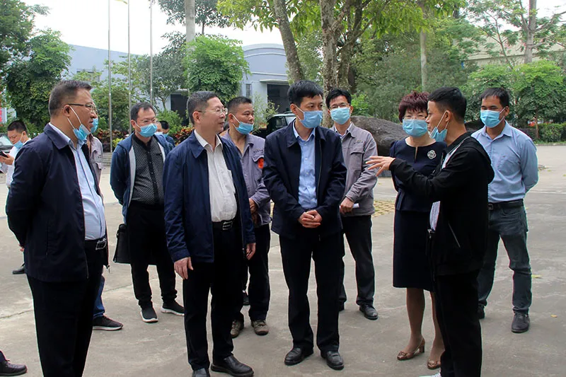 Yang Bin, member of the Standing Committee of the Beihai Municipal Committee and Minister of the United Front Work Department, and Ou Yujun, deputy mayor, visited the company for inspection and resear
