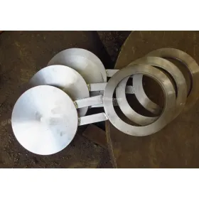 Nickel alloy Spectacle Flange
