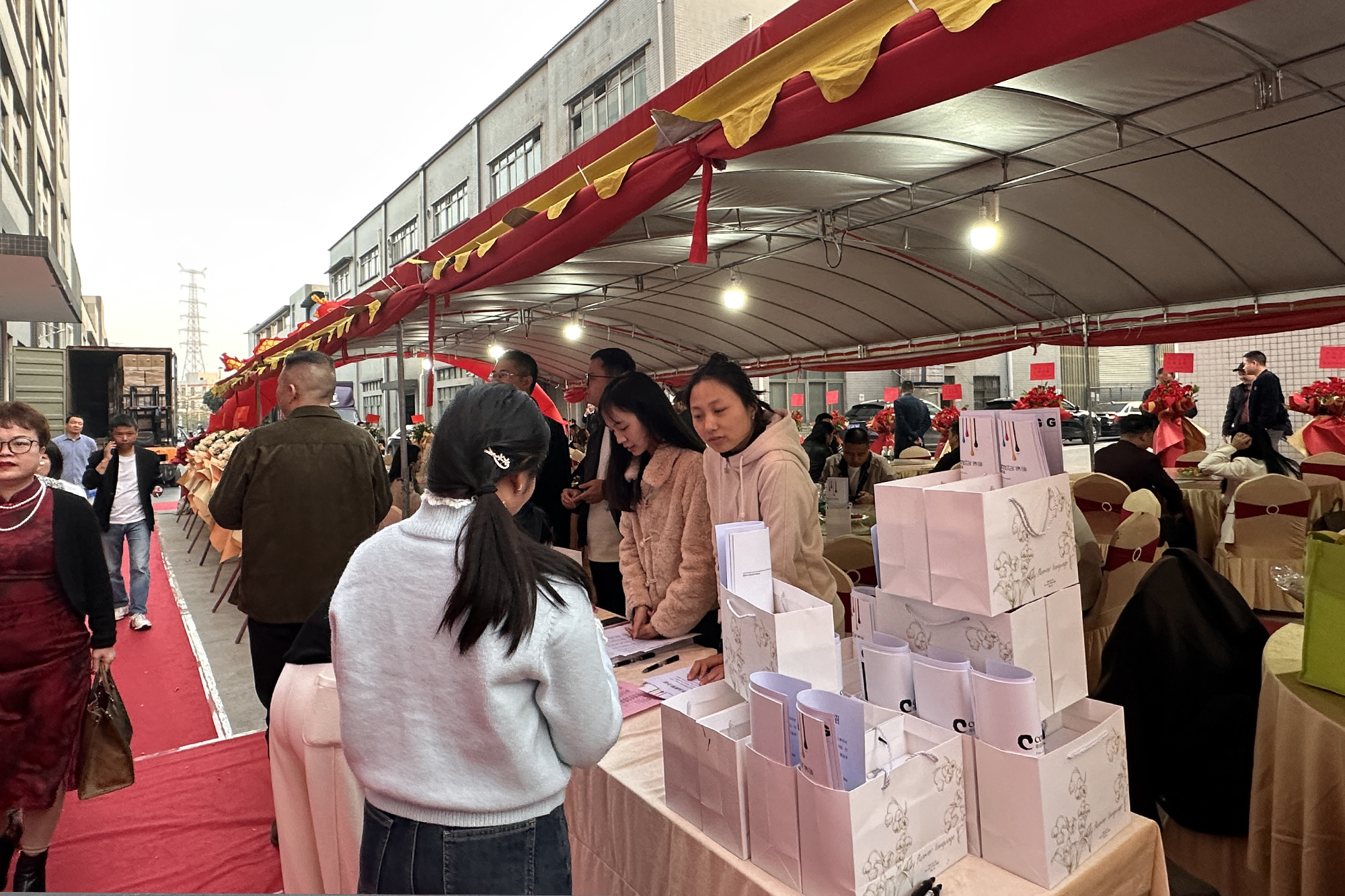 Comstar 2024 Factory Relocation & Year-end Party