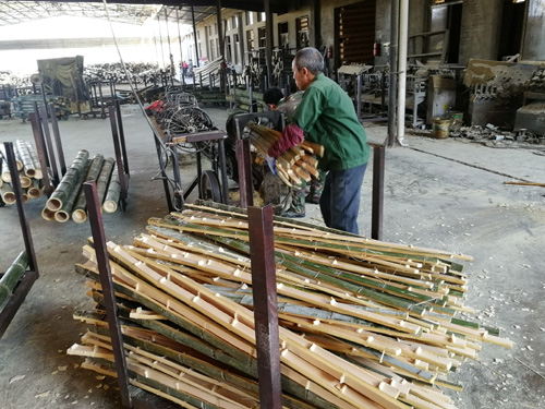 Replacing Manual Splitting Jobs with Automatic Machinery: Revolutionizing Bamboo Pole Processing