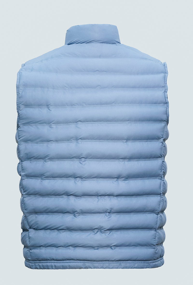 light weight seamless quilting vest;