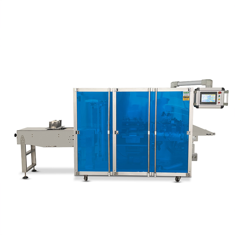 Packaging machine for sealing four sides