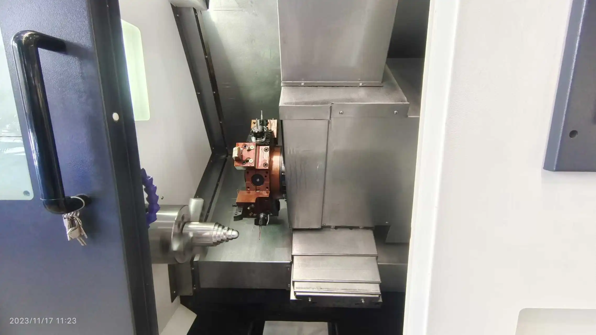 VMC1160 Vertical Machining Center