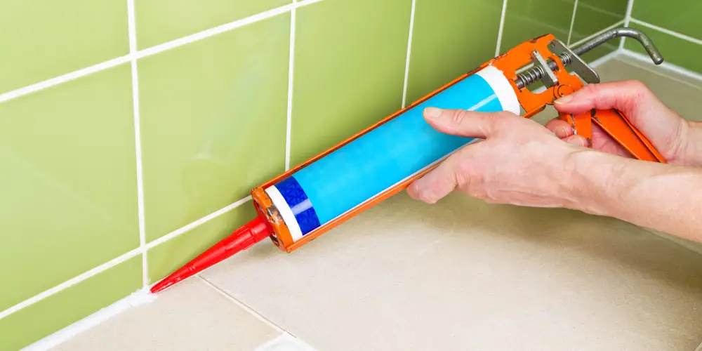 Economic and Professional Skeleton Caulking Gun