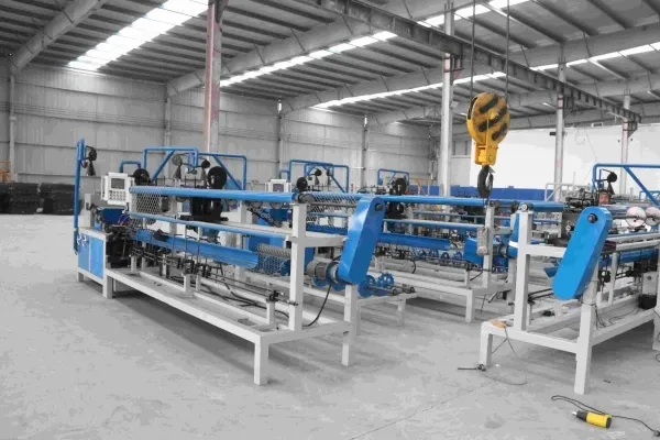 Cost-Benefit Analysis: Fully Automatic vs. Semi-Automatic Fence Machine