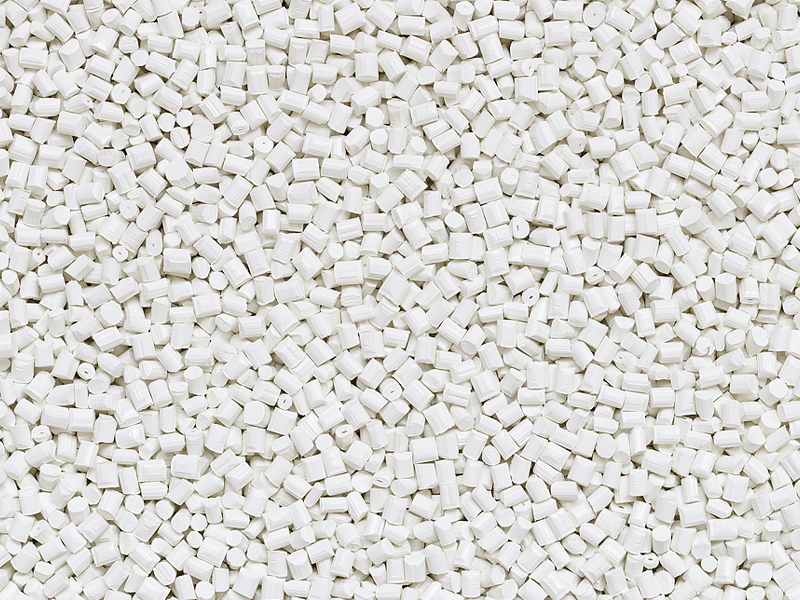 How Cooling Masterbatch Enhances Plastics Processing Fluidity