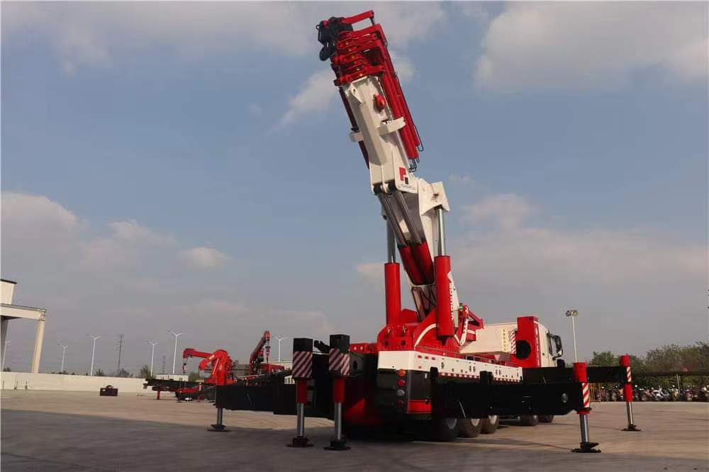 H4500 Articulated Boom Truck Crane