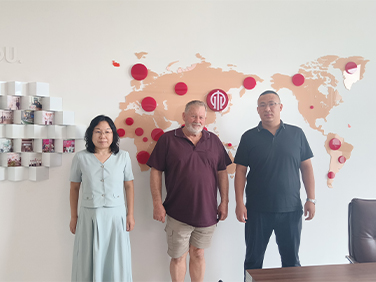 Visitors from Australia Tour Our Factory