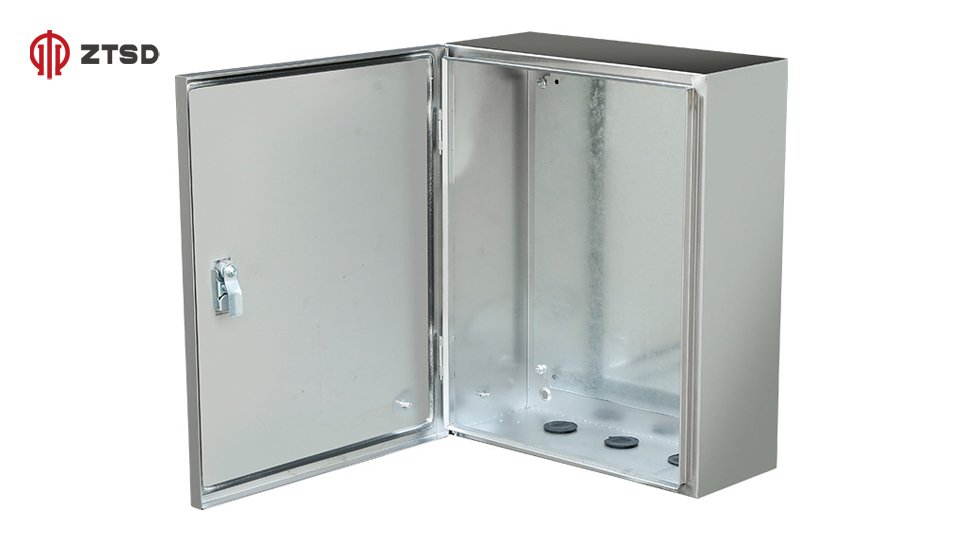 Electrical distribution box enclosure