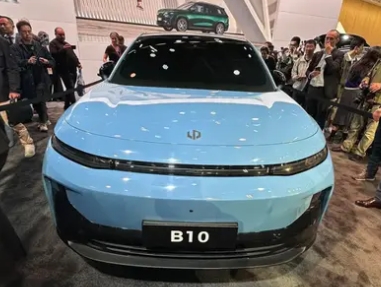 2025 Paris Motor Show: Leapmotor B10 officially unveiled, becoming more and more like Ideal?