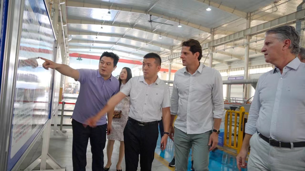 Recently, a delegation from the state of Goyas, Brazil visited Jiaqiang, Hebei for on-site inspection and in-depth exchanges on potential areas of cooperation between the two sides in the future. This