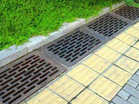 Characteristics of ductile iron manhole covers