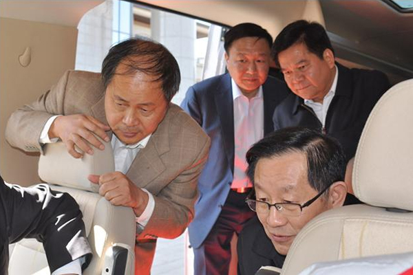 Wan Gang, Vice Chairman of the National Committee of the Chinese People's Political Consultative Conference and Minister of Science and Technology, Paid a Visit to Changjiang Electric Vehicles