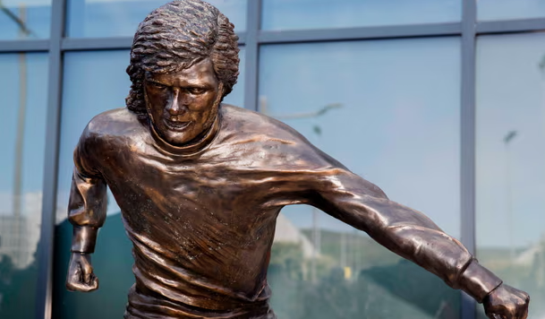 Top 15 Best Football figures Statues Around the World
